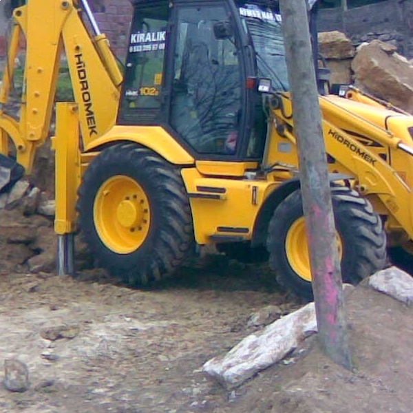 kırıcılı iş makinaları