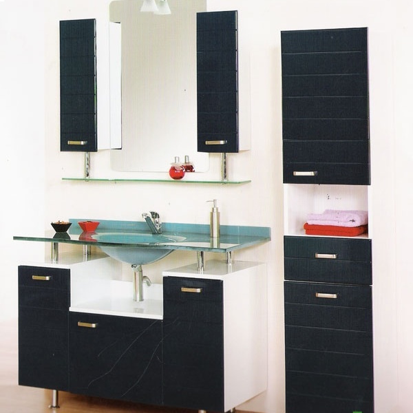 banyo dolabı